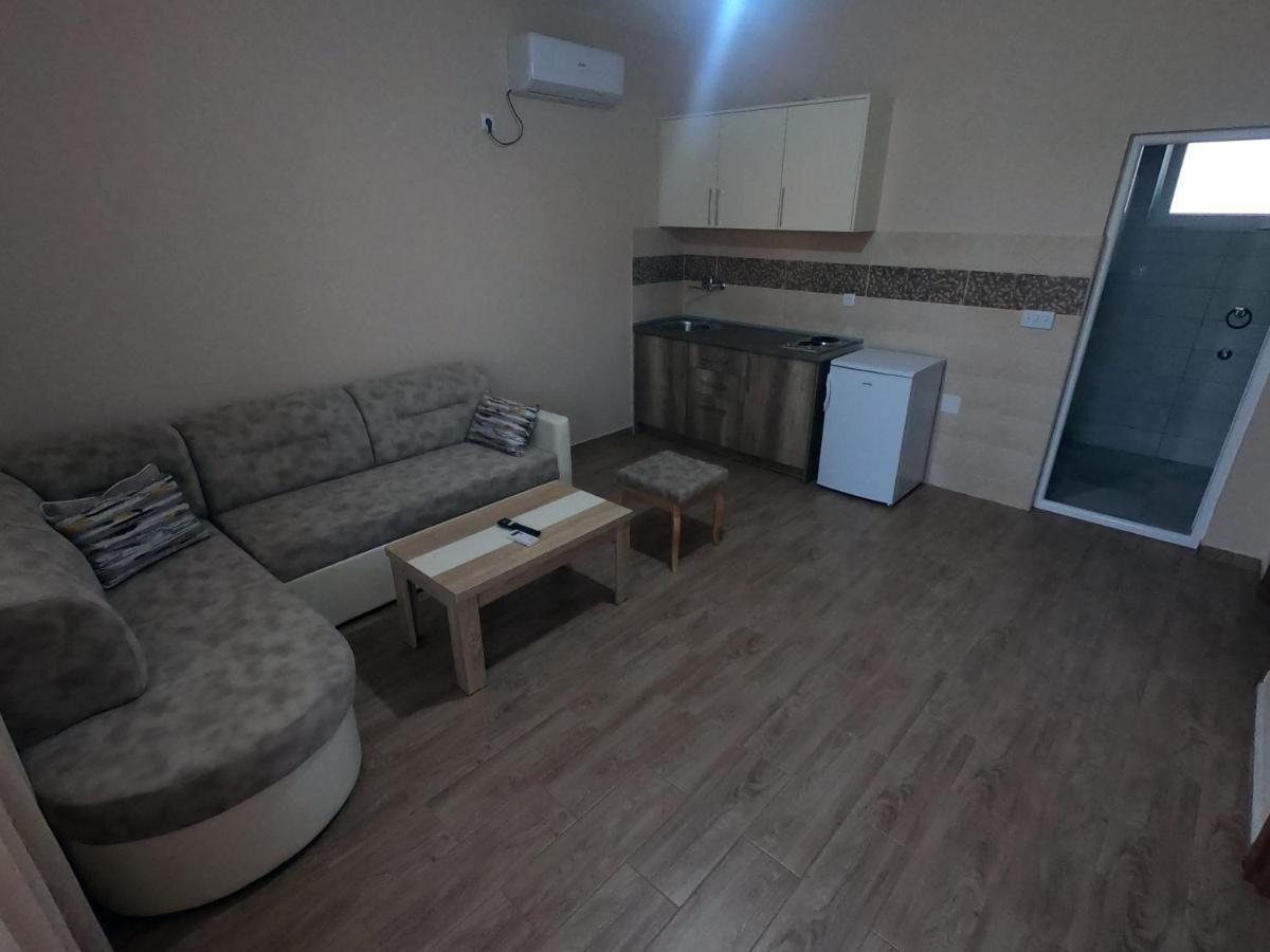 Apartments Rudaj Ulcinj Esterno foto