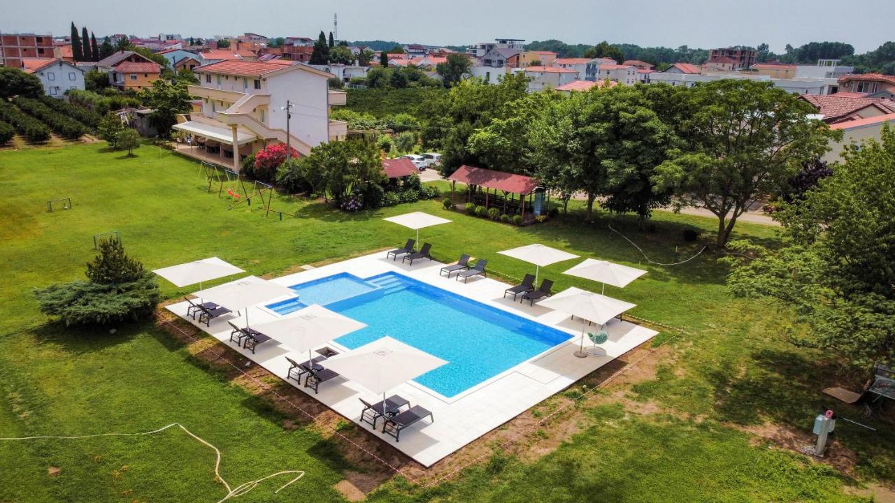 Apartments Rudaj Ulcinj Esterno foto