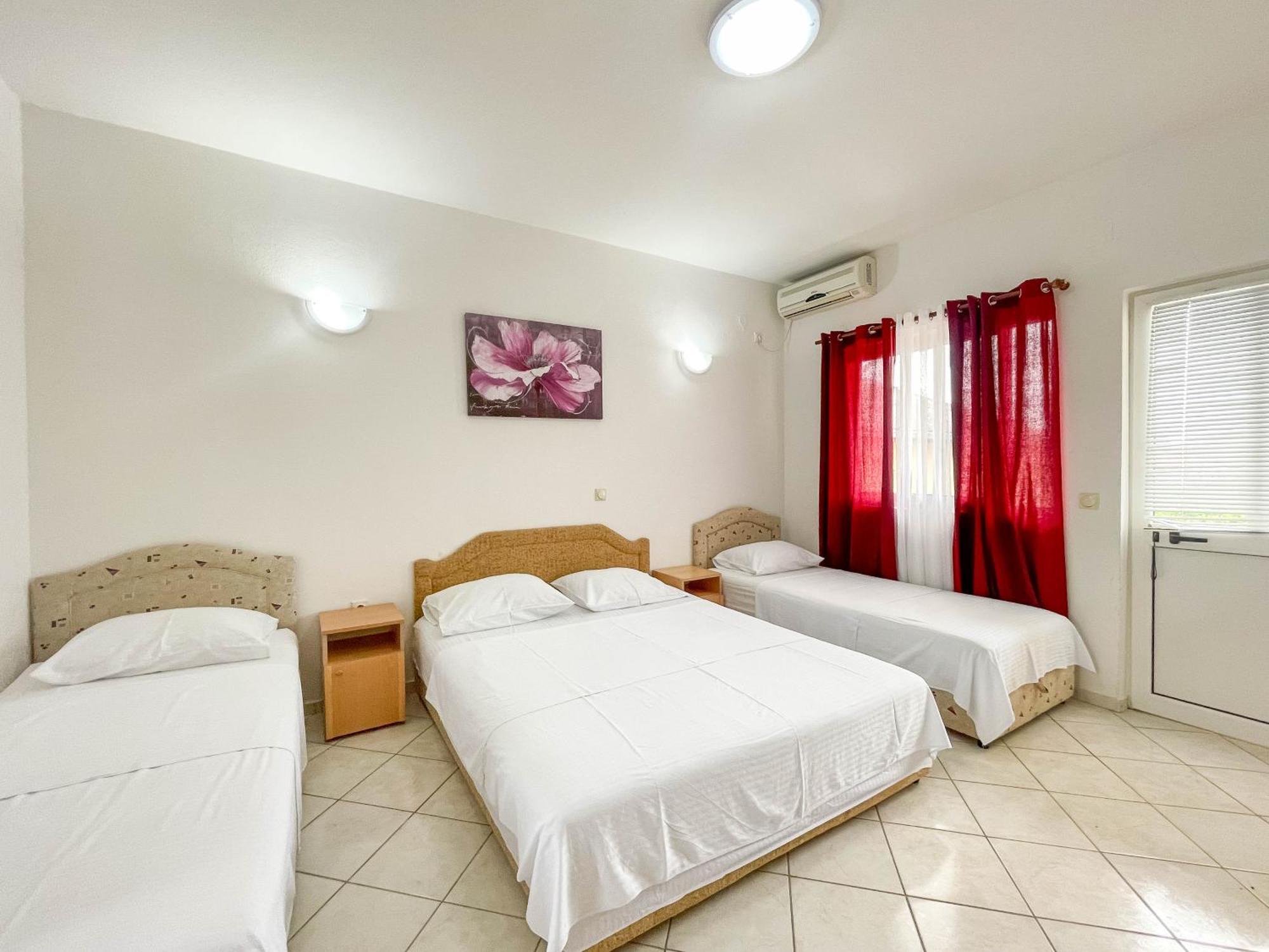 Apartments Rudaj Ulcinj Esterno foto