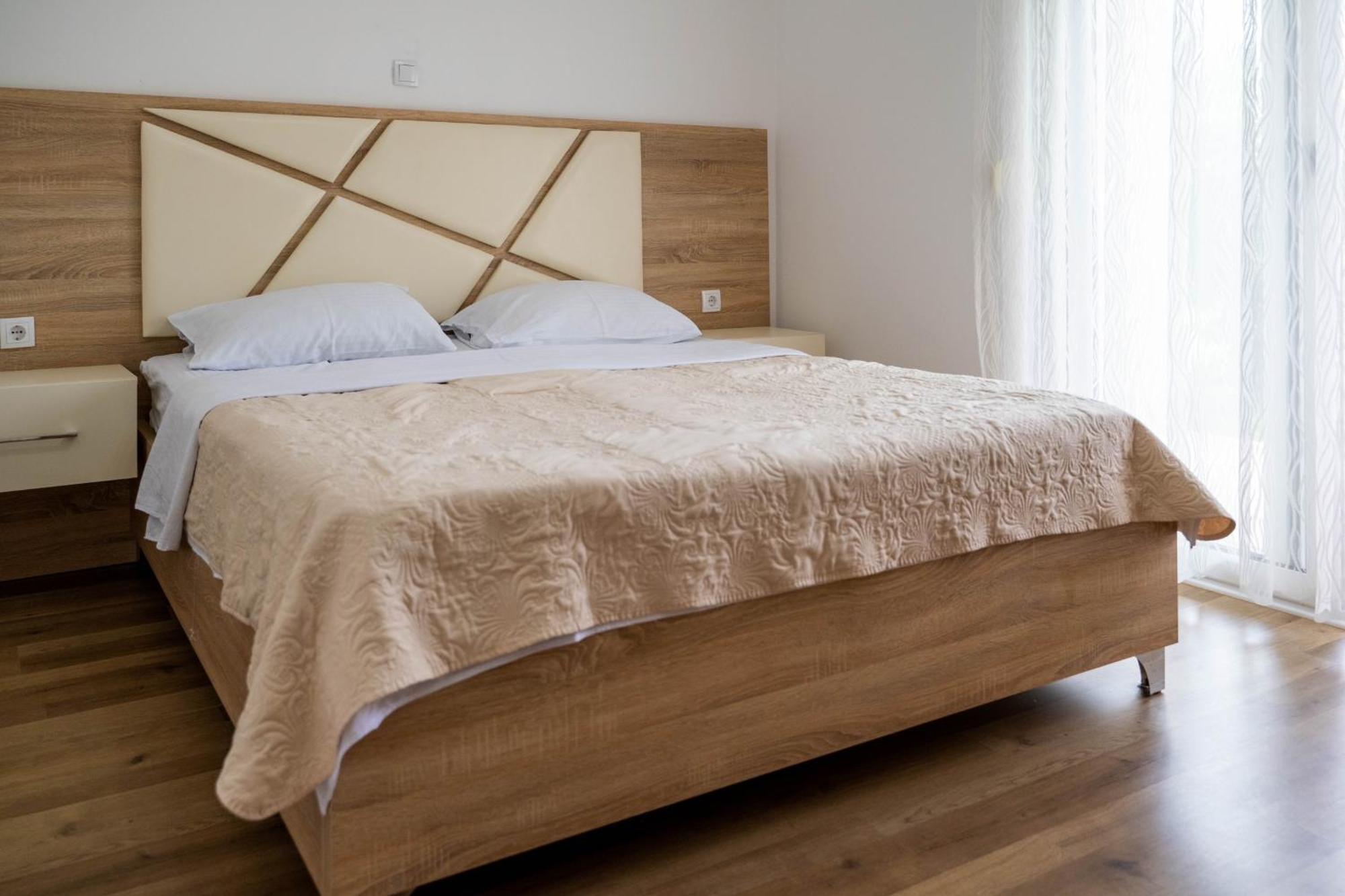 Apartments Rudaj Ulcinj Esterno foto